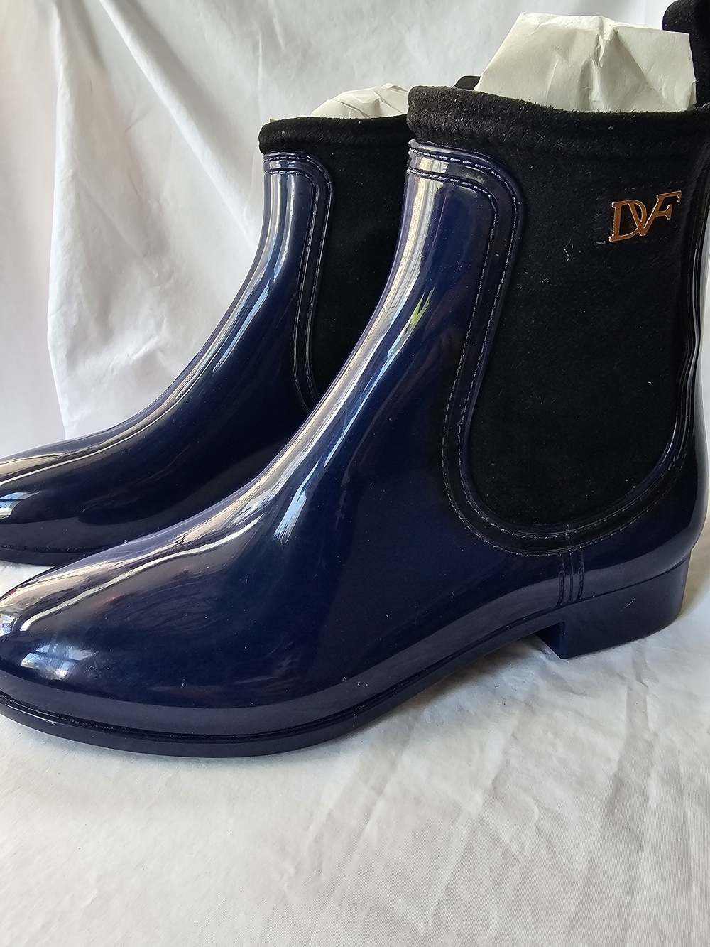 NWOT Designer Diane Von Furstenberg Navy PVC & Blk Suede-Trim Rain Ankle Boot 8